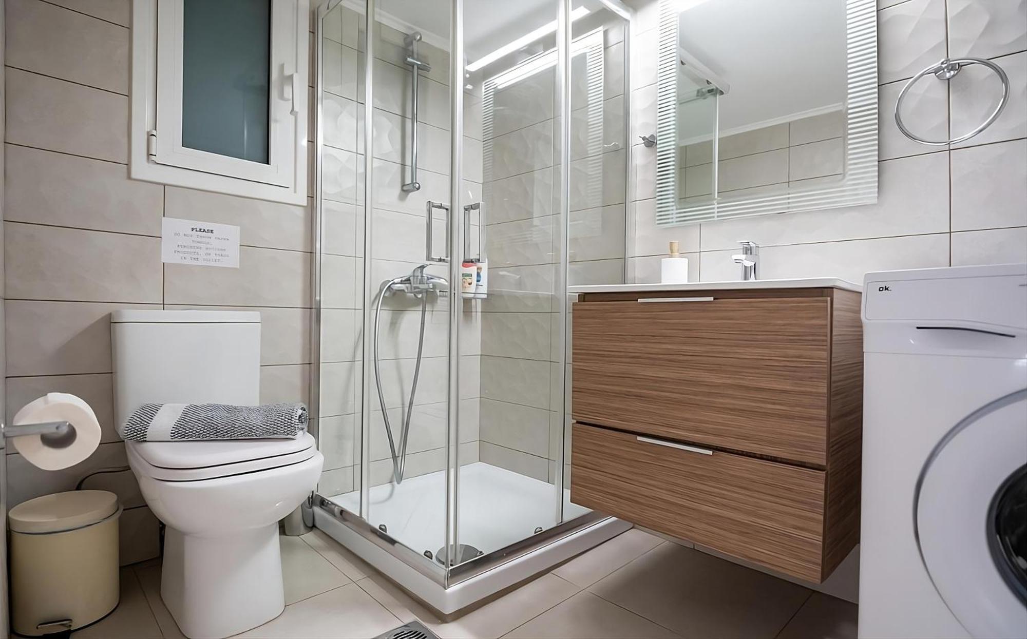 Entire Apt, 3Rd Floor, 1 Bedroom Афіни Екстер'єр фото